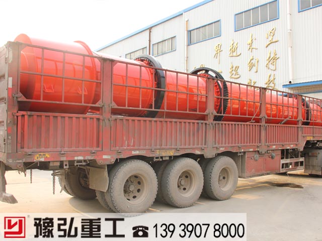 雞糞烘干機發(fā)貨中 雞糞烘干機發(fā)貨中